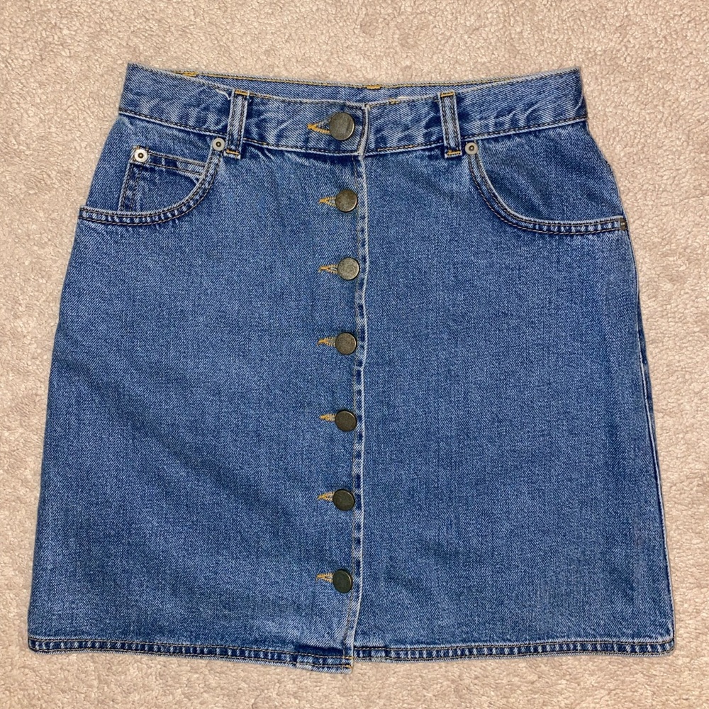 ASOS 100% cotton blue denim mini skirt. Size small.
